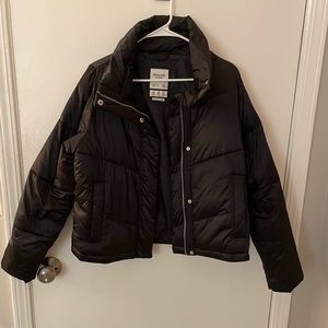 Abercrombie and fitch puffer jacket, black, shiny/gloss color, size medium